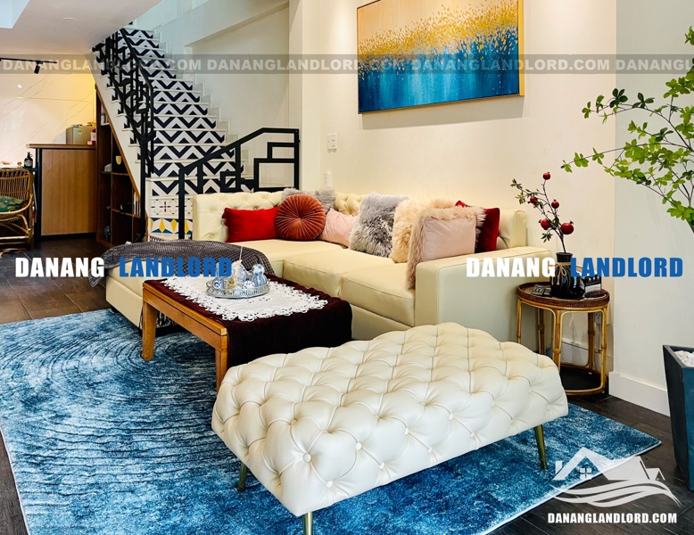 Beautiful 3 Bedroom House on Duong Tu Minh Street – B888