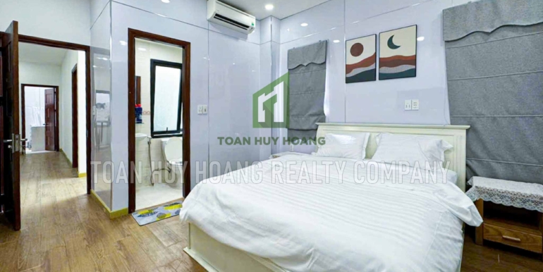 house-for-rent-my-khe-da-nang-D245-3-T (8)