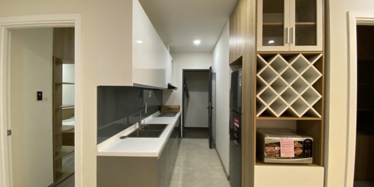 apartment-for-rent-monarchy-da-nang-A876 (5)