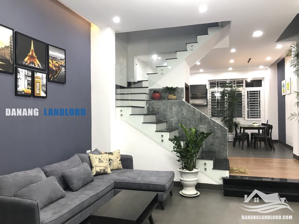 3-storey 4-bedroom house in An Thuong – B709