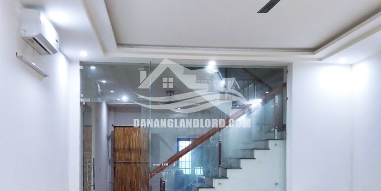 house-for-rent-ngu-hanh-son-da-nang-B934-T-01