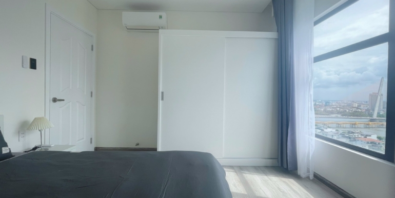 apartment-for-rent-monarchy-da-nang-C382-01